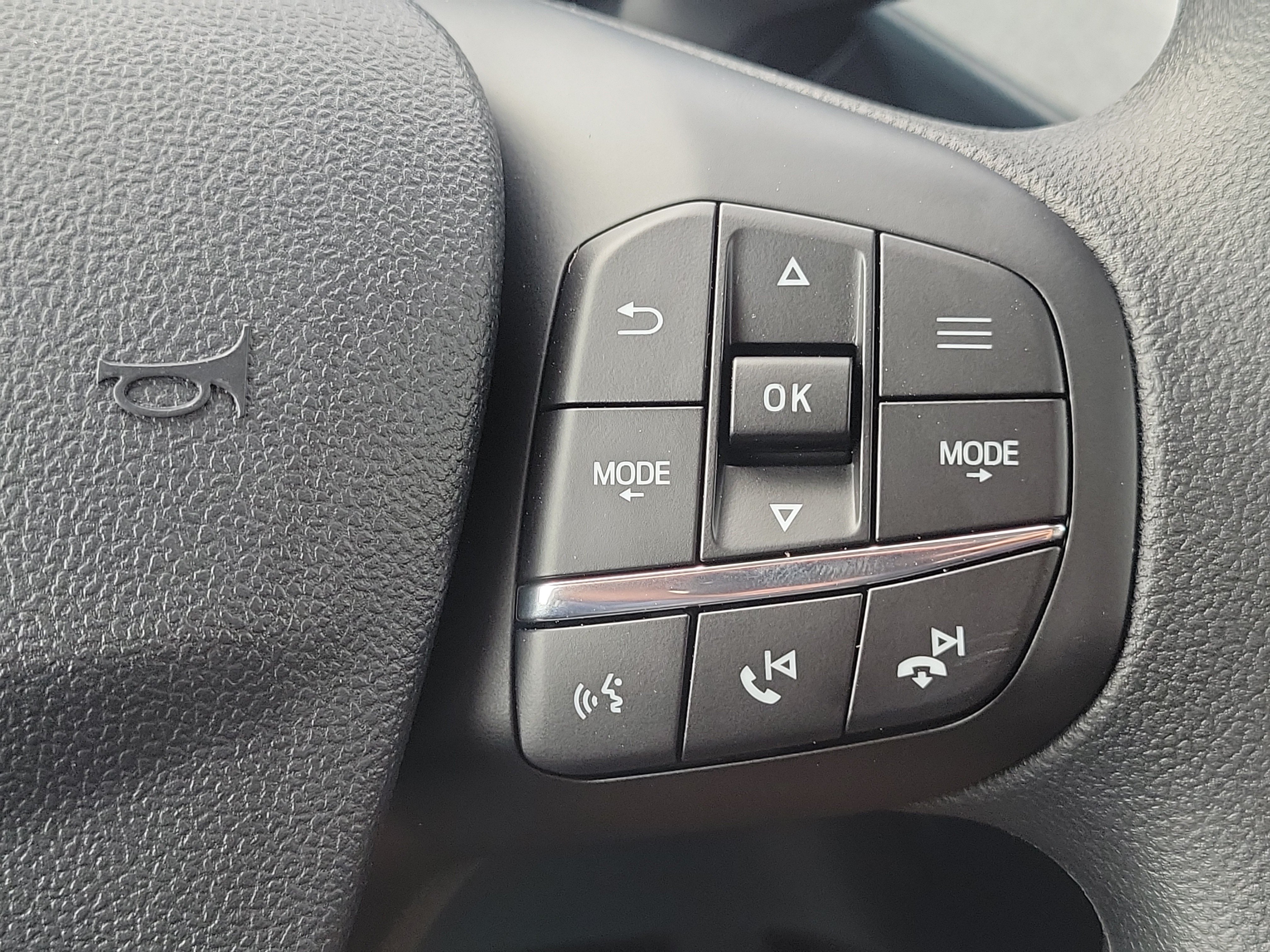 New 2026 Ford Maverick XLT FWD image 24