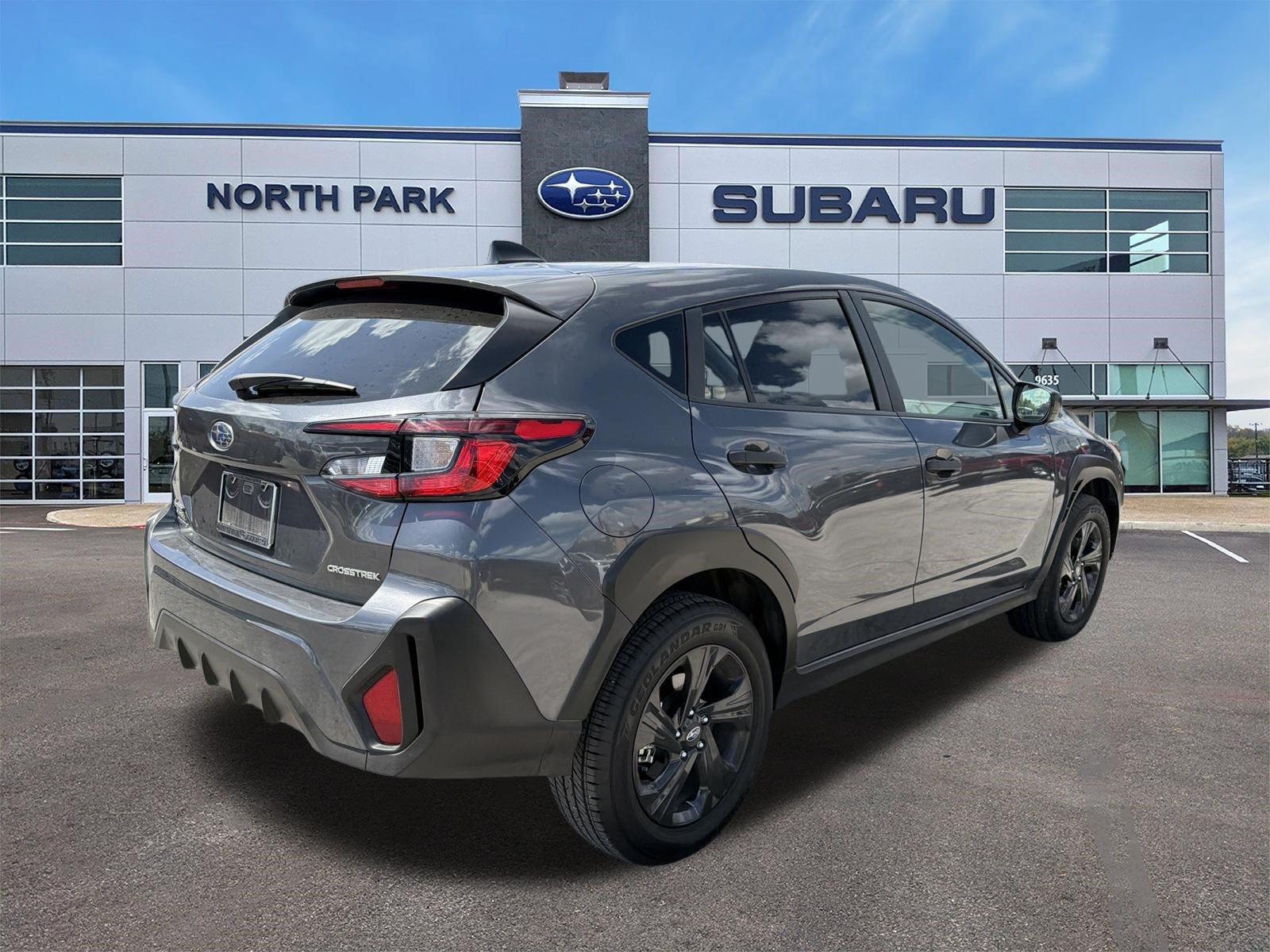 Used 2024 Subaru Crosstrek 2.0i AWD/4WD image 3