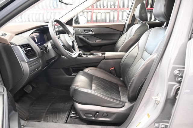 Used 2021 Nissan Rogue Platinum FWD image 10