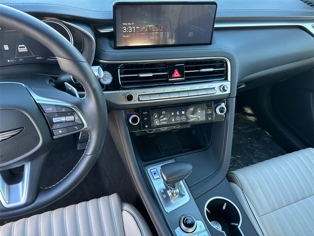 Used 2025 Genesis G70 2.5T w/ Sport Prestige Package image 27