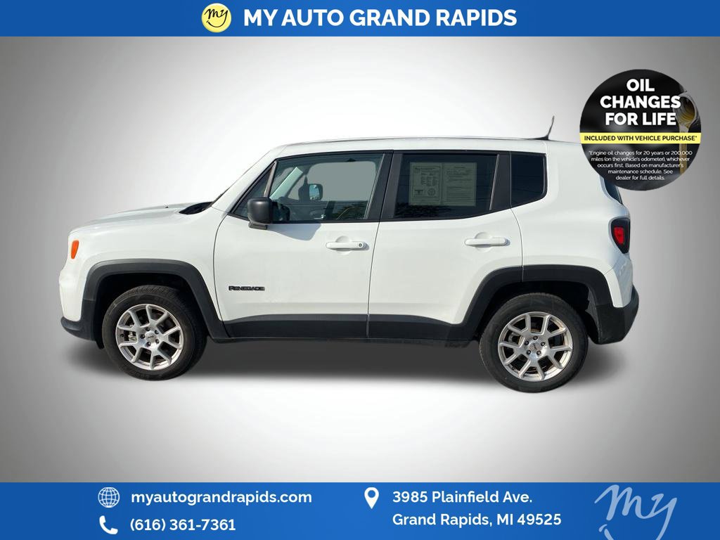 Used 2023 Jeep Renegade Latitude AWD/4WD image 10
