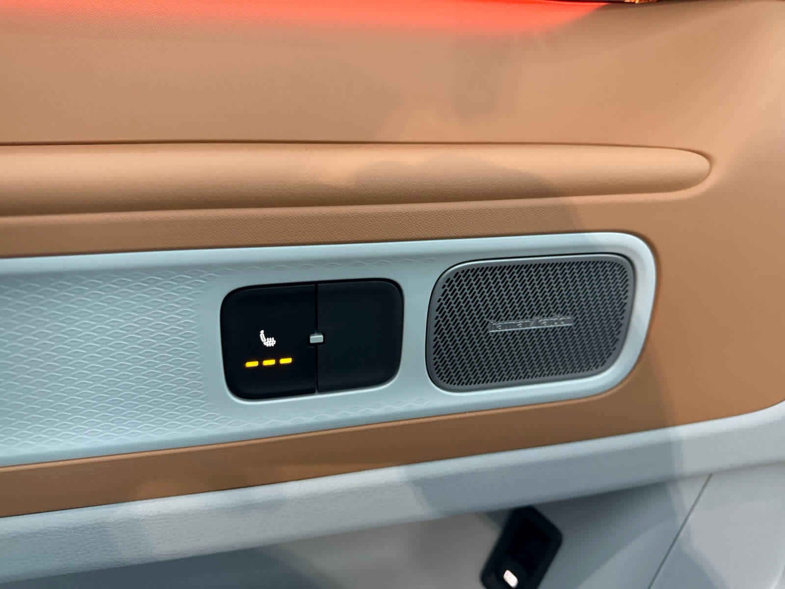 New 2025 Volkswagen ID. Buzz 1st Edition AWD/4WD image 19