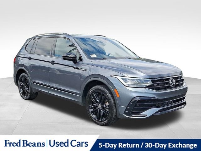 Used 2022 Volkswagen Tiguan SE R-Line