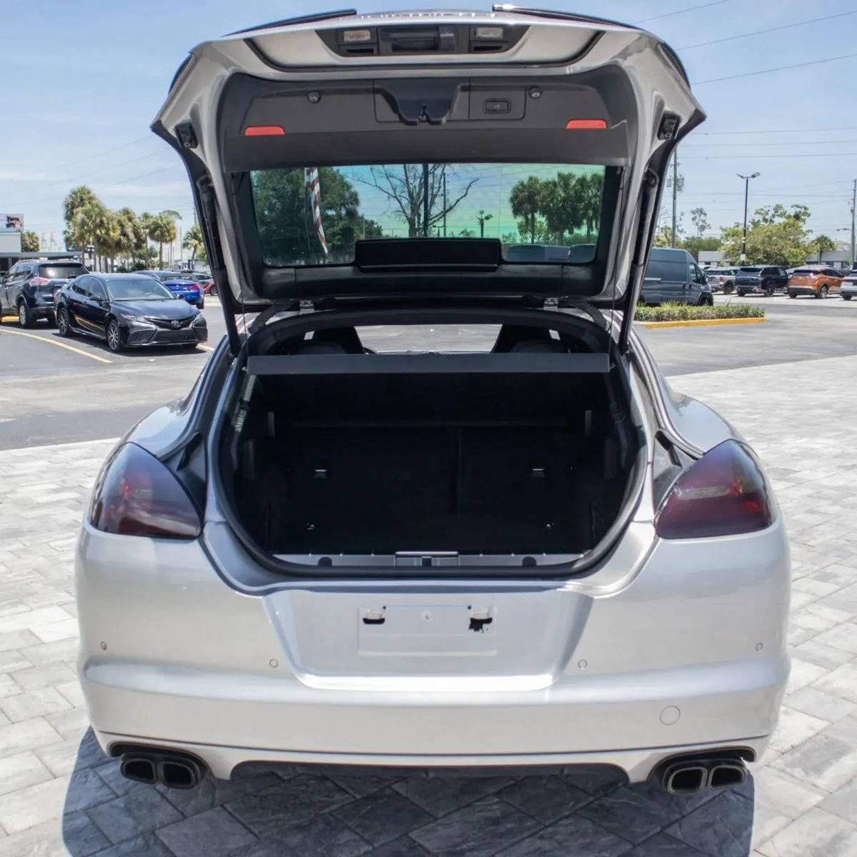 Used 2013 Porsche Panamera GTS AWD/4WD image 6