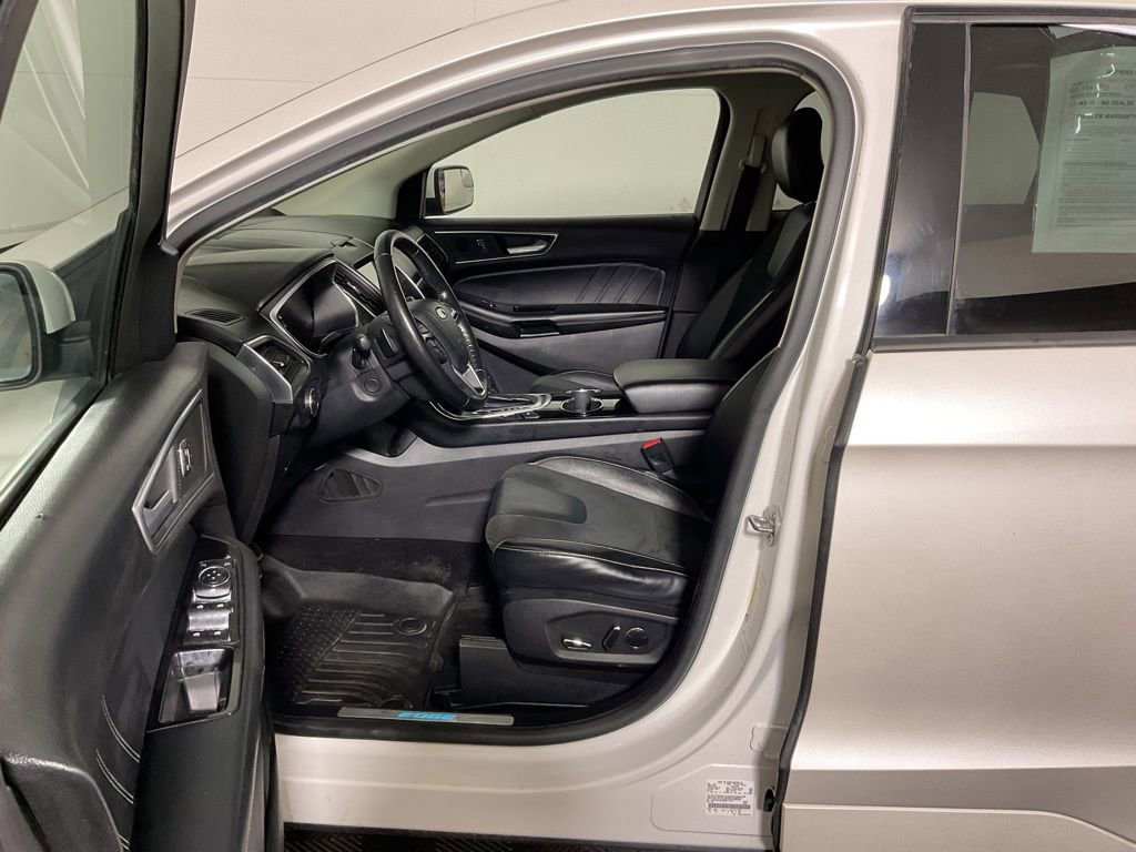 Used 2016 Ford Edge Sport AWD/4WD image 23