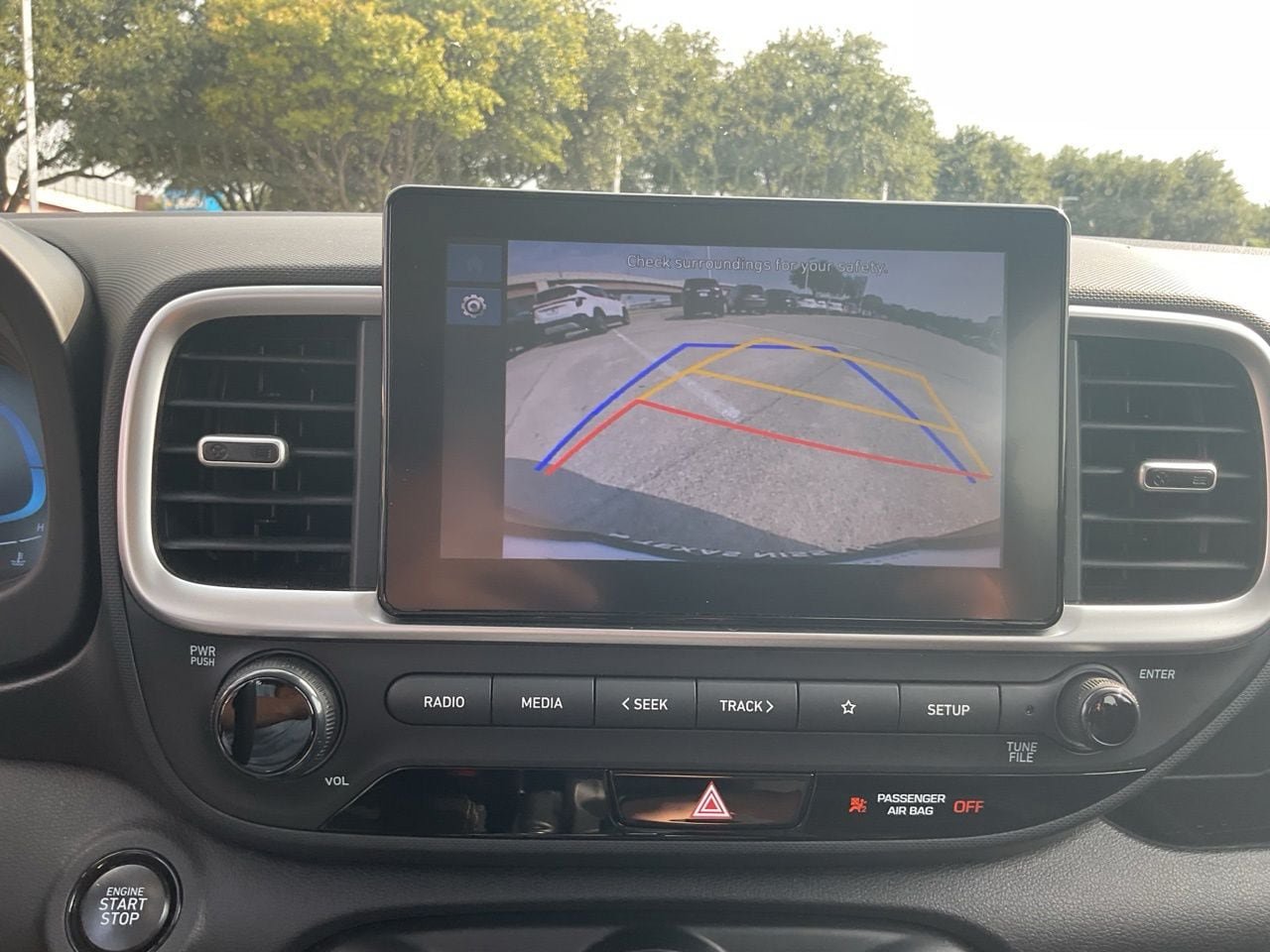 Used 2025 Hyundai Venue SEL FWD image 26