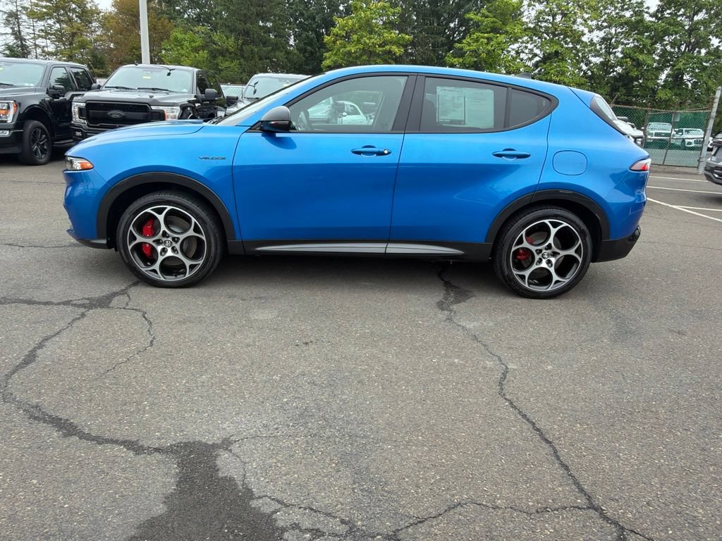 Used 2024 Alfa Romeo Tonale Ti AWD/4WD image 2