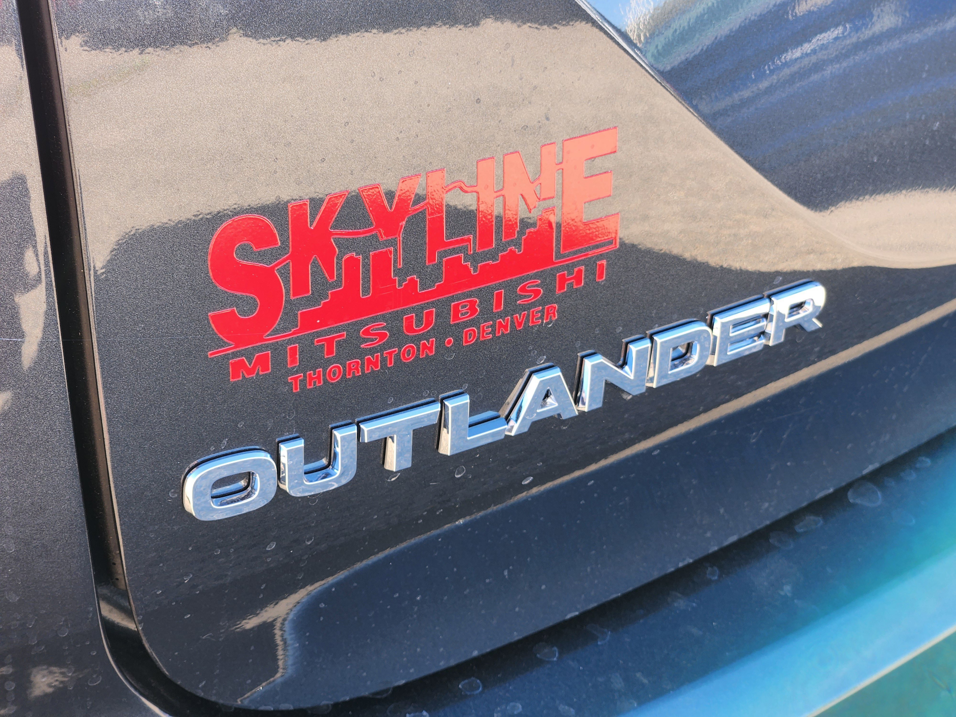 New 2025 Mitsubishi Outlander SEL image 8