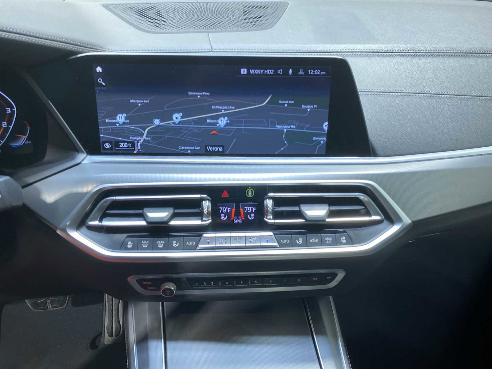 Used 2020 BMW X5 M50i image 16