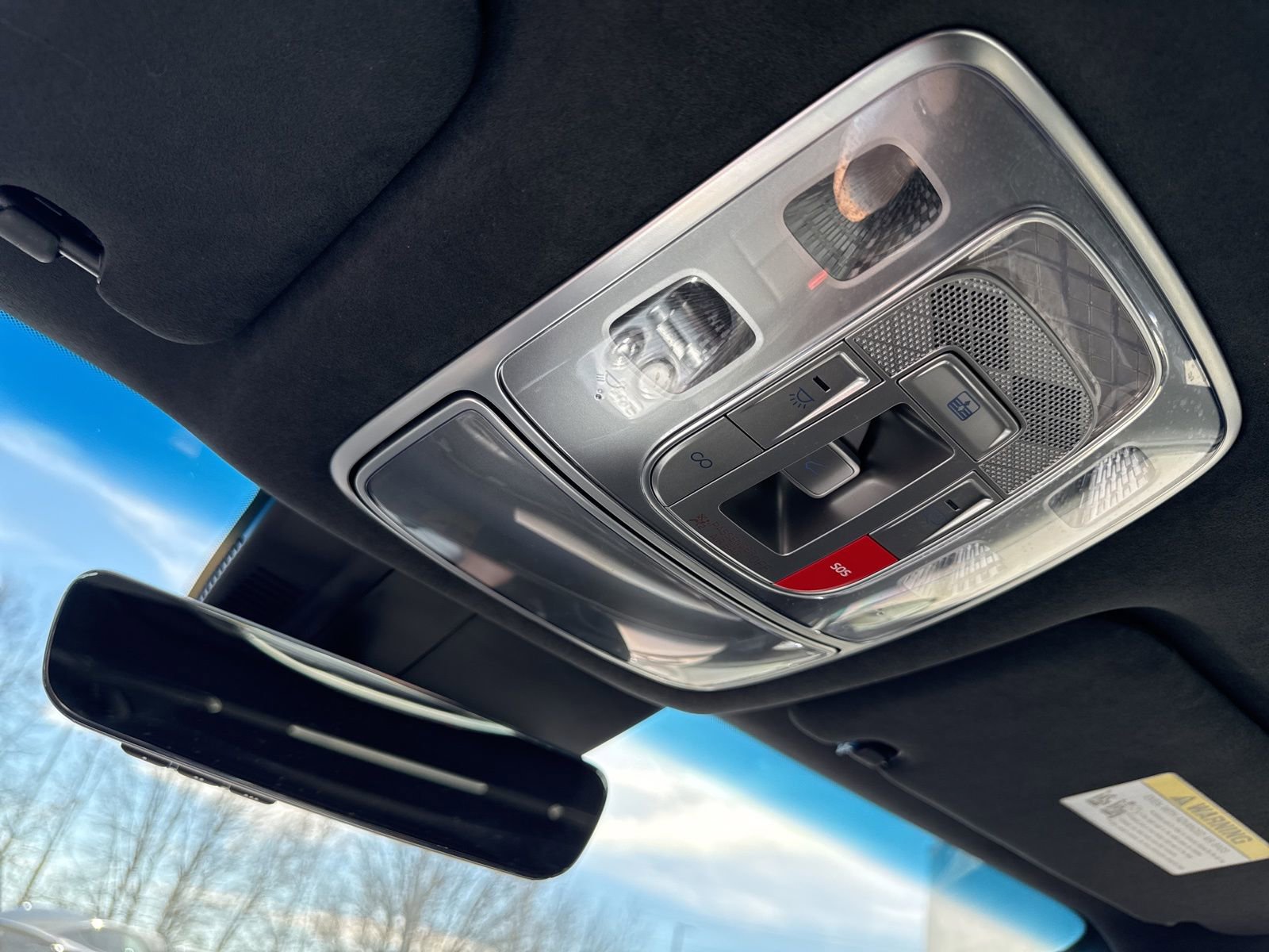 Used 2025 Genesis G90 3.5T image 29