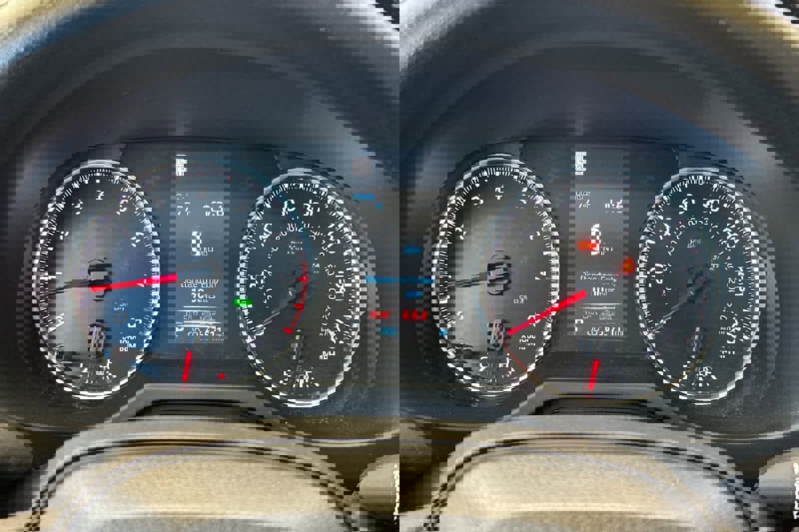 Used 2022 Toyota RAV4 XLE image 28