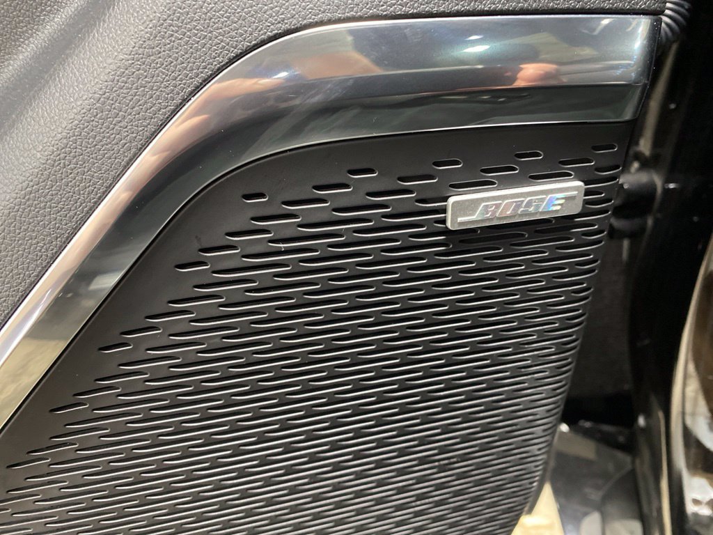 Used 2026 Chevrolet Traverse High Country w/ LPO, Floor Liner Package AWD/4WD image 16