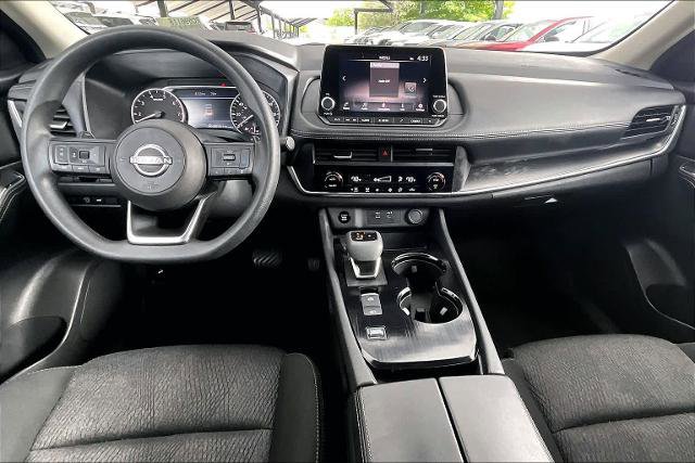 Certified 2024 Nissan Rogue SV FWD image 15