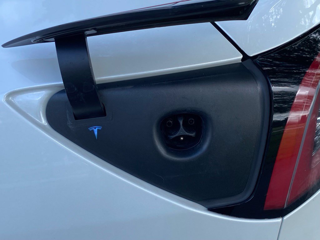 Used 2023 Tesla Model 3 Standard Range RWD image 12