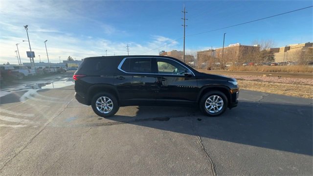 Used 2023 Chevrolet Traverse LS w/ Safety Package image 9