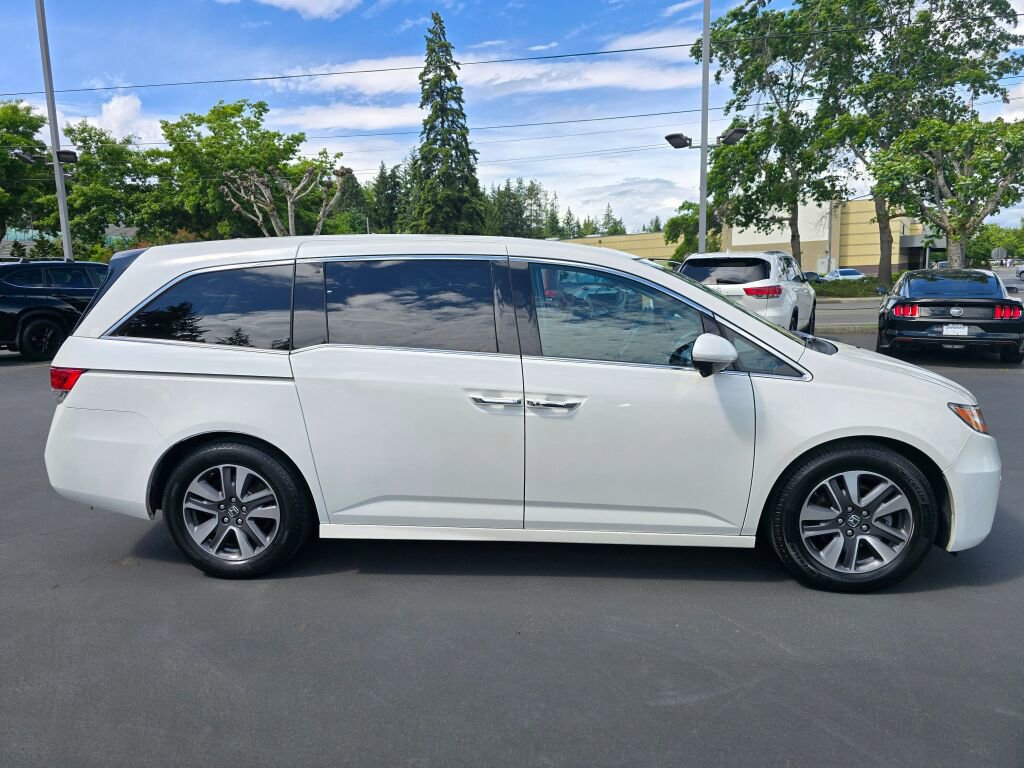 Used 2014 Honda Odyssey Touring image 15