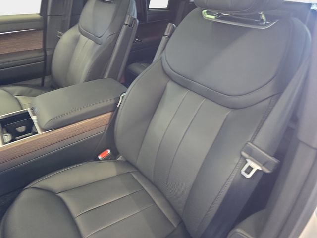 New 2026 Land Rover Range Rover SE AWD/4WD image 12