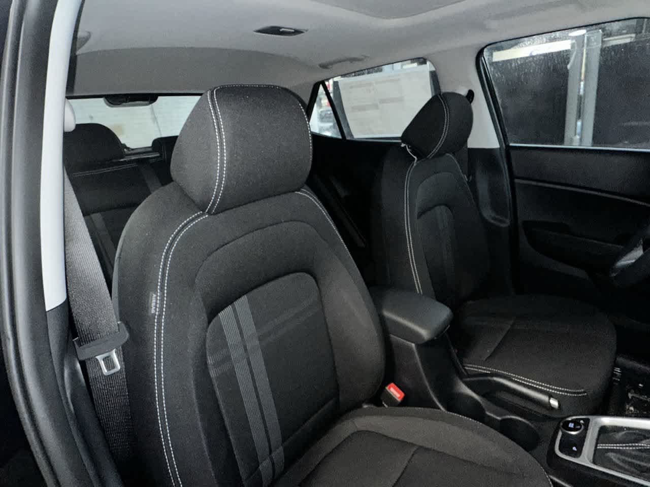 New 2026 Hyundai Venue SEL FWD image 27