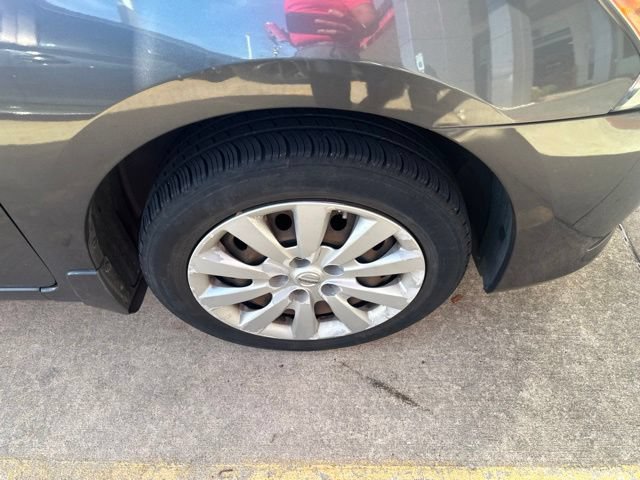 Used 2014 Nissan Sentra SV FWD image 8