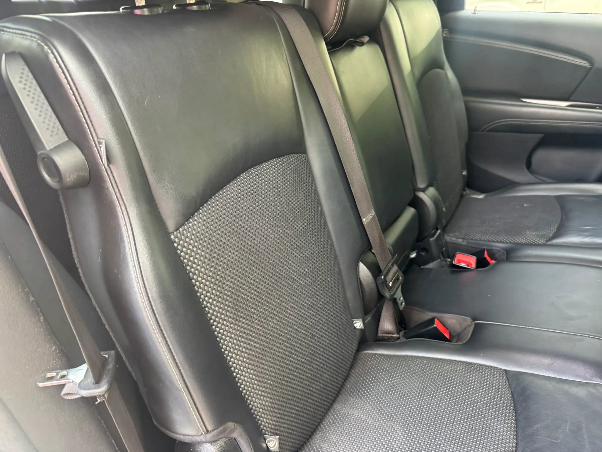 Used 2018 Dodge Journey Crossroad FWD image 18