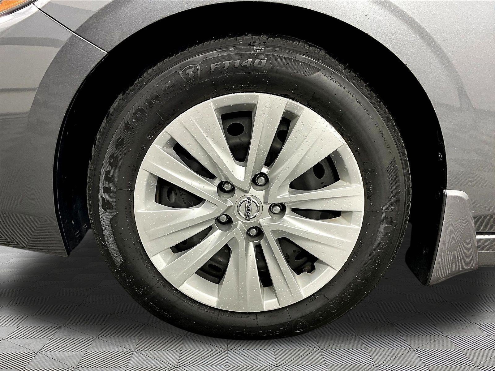 Certified 2023 Nissan Sentra S FWD image 33