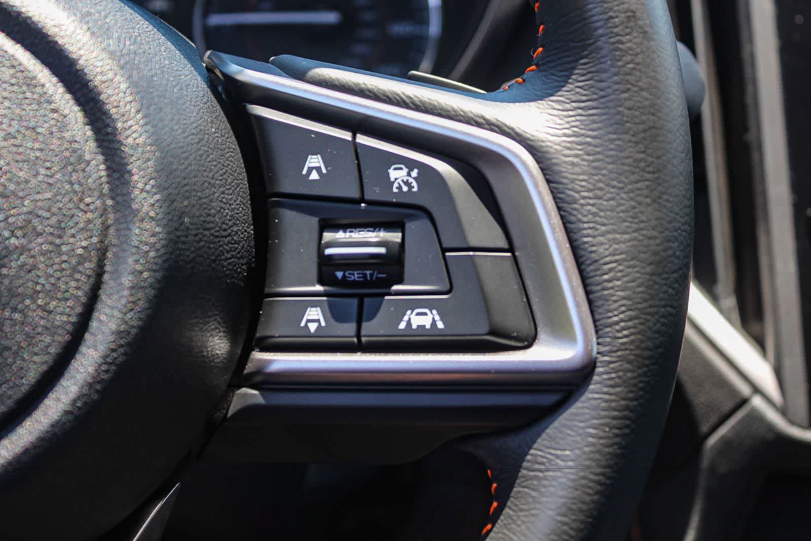 Used 2019 Subaru Crosstrek 2.0i Limited w/ Moonroof Package w/Navigation AWD/4WD image 30
