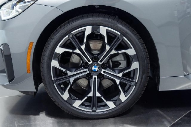 New 2026 BMW 230i xDrive Coupe w/ Premium Package AWD/4WD image 26