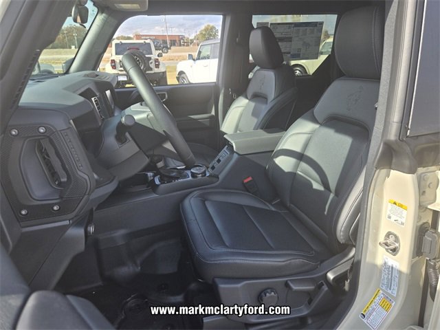 New 2025 Ford Bronco Badlands image 6