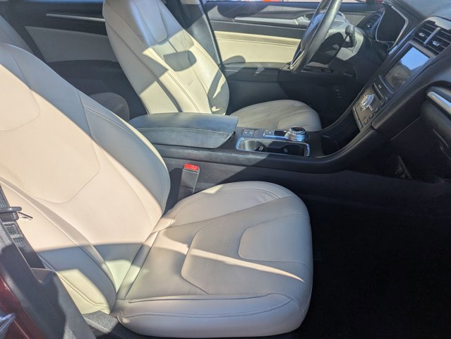 Used 2017 Ford Fusion Titanium image 19