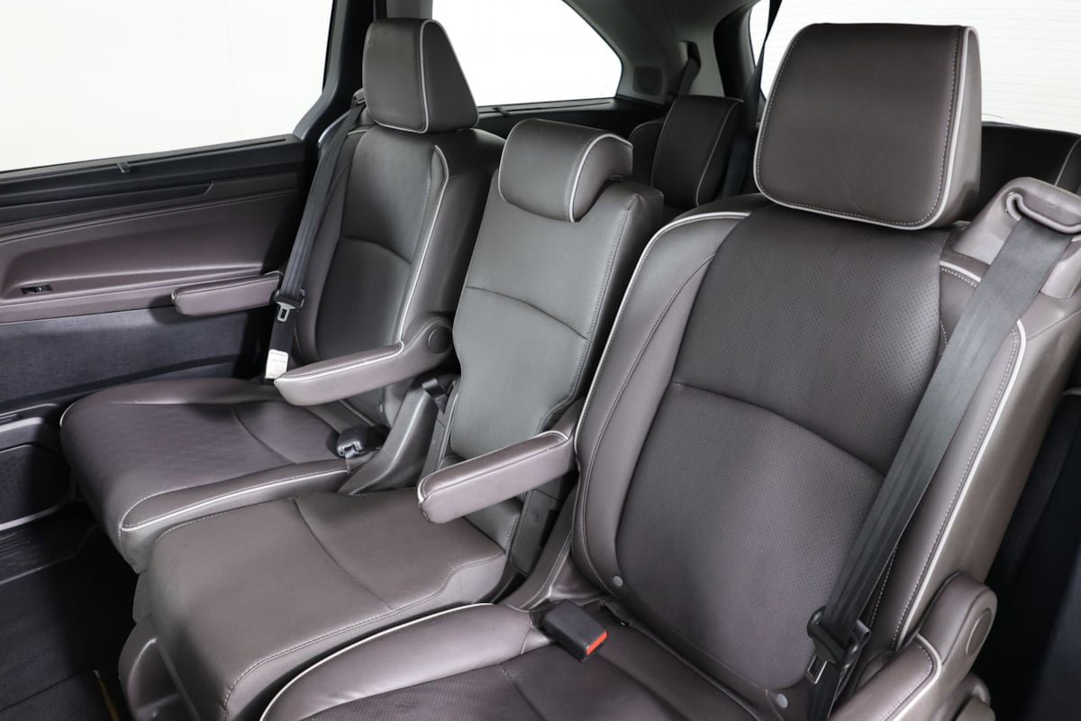 Used 2023 Honda Odyssey Elite image 11