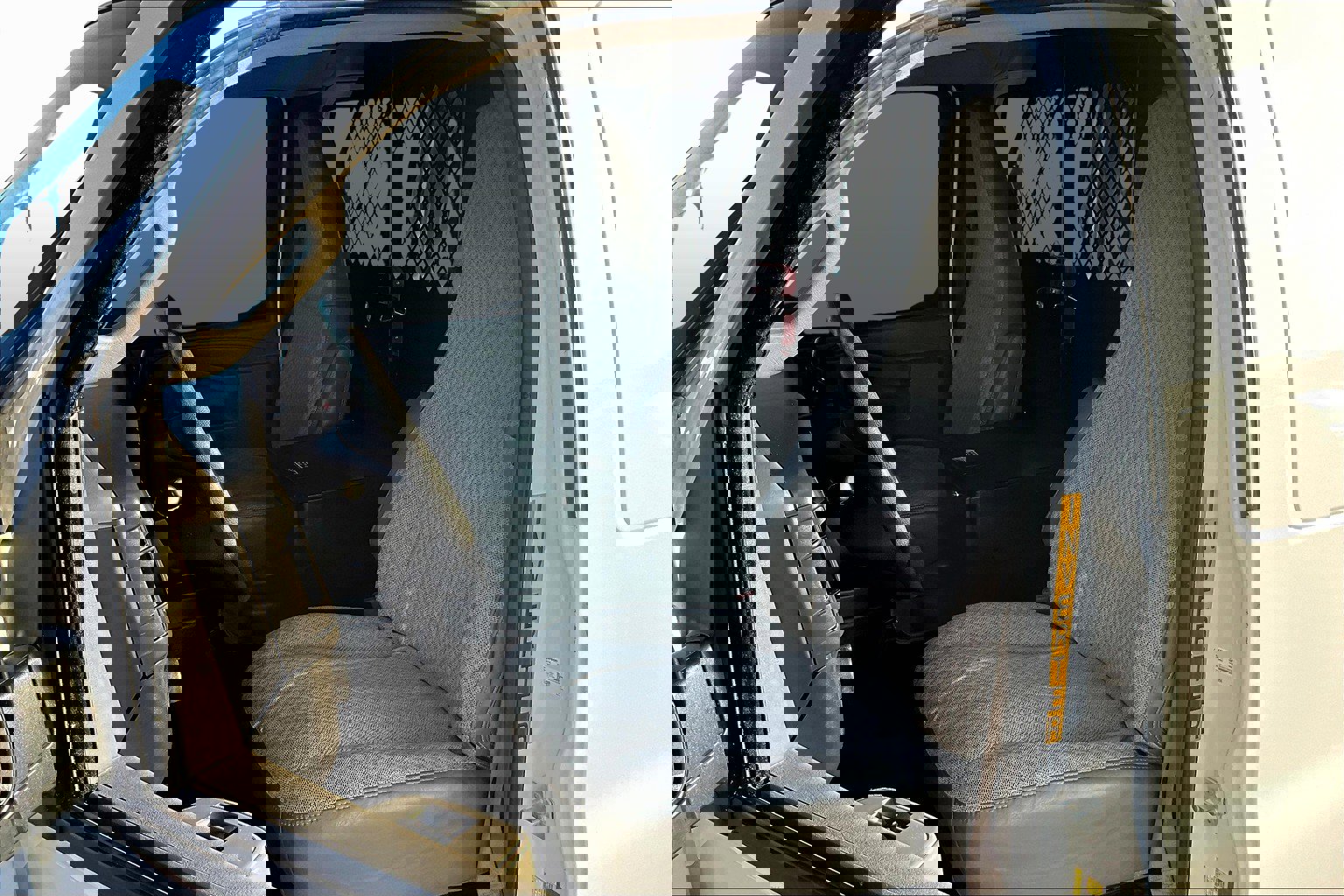 Used 2016 Chevrolet Express 2500 image 21