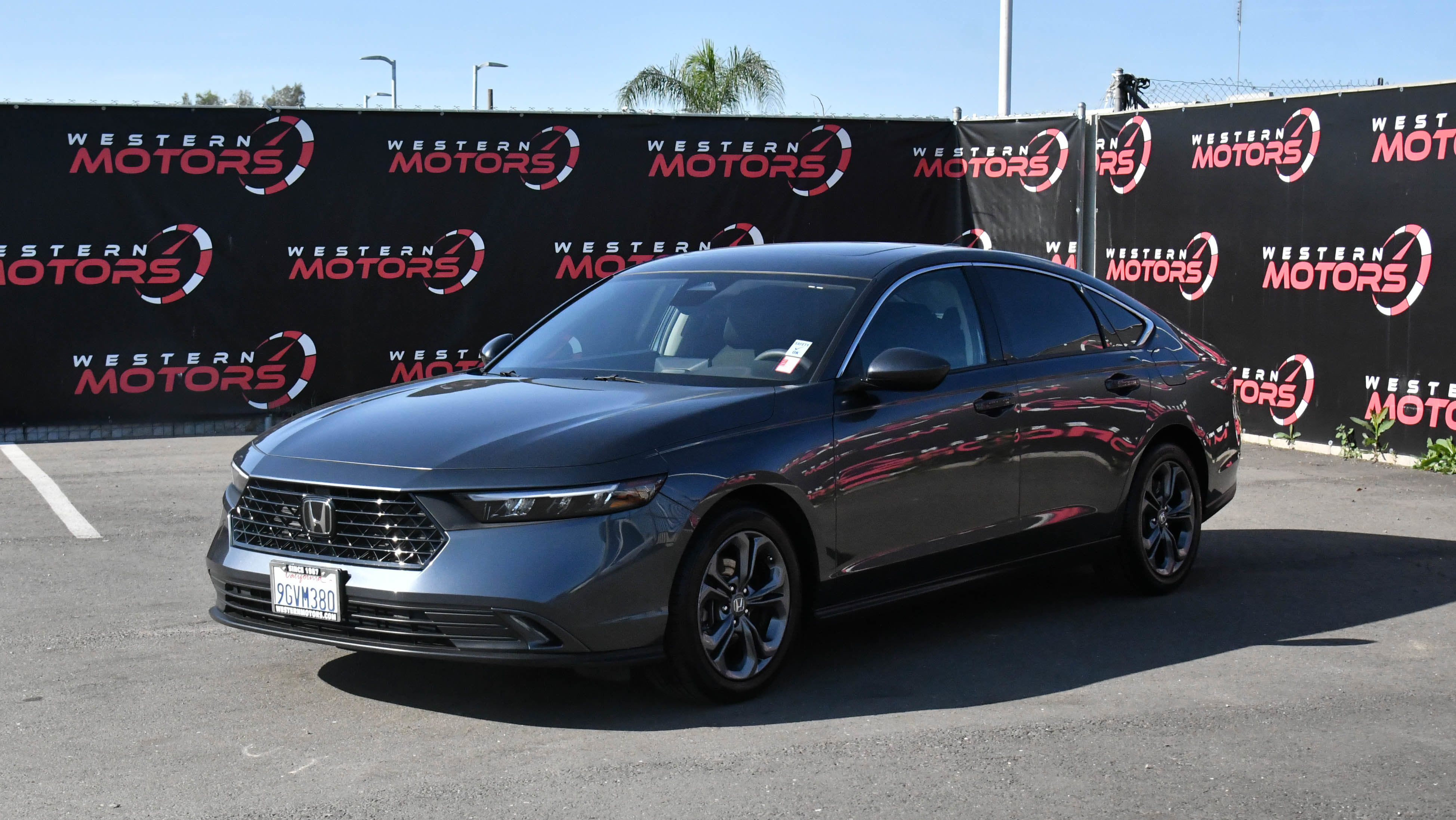 Used 2023 Honda Accord EX image 3