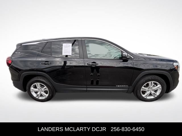 Used 2024 GMC Terrain SLE image 6