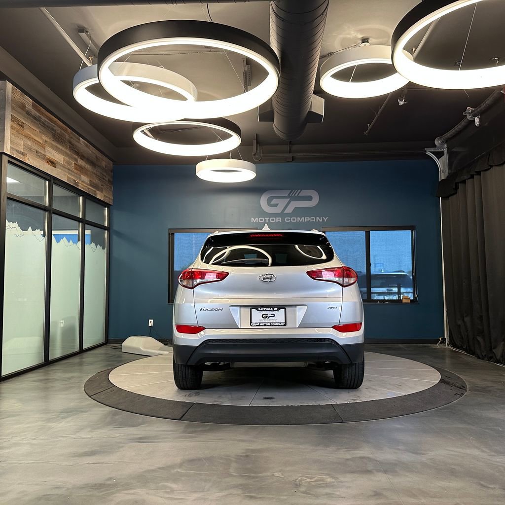 Used 2018 Hyundai Tucson SEL AWD/4WD image 4