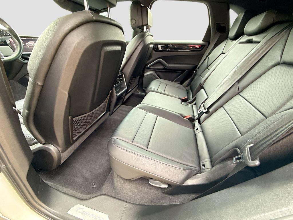 Certified 2021 Porsche Cayenne AWD/4WD image 23
