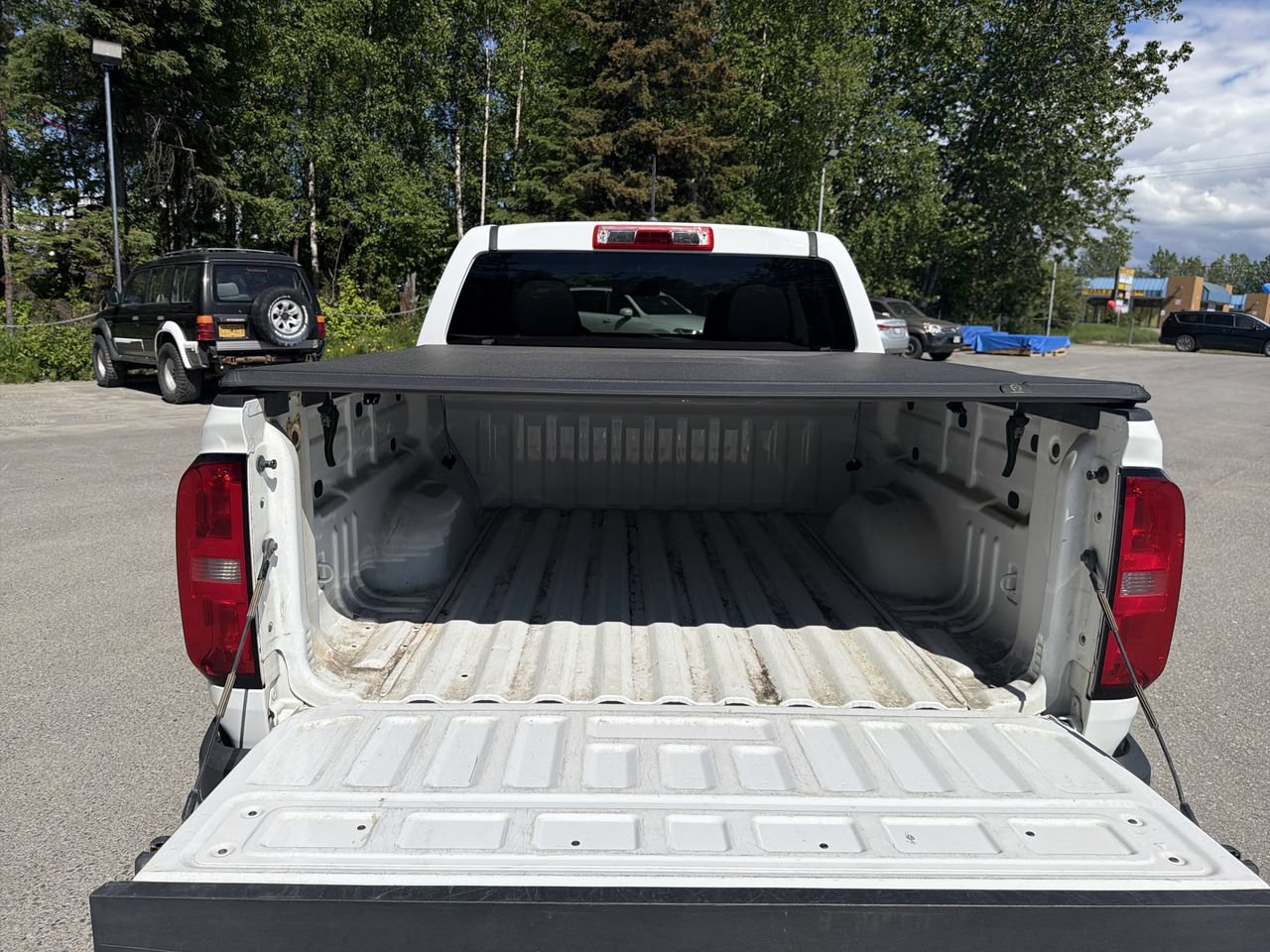 Used 2019 Chevrolet Colorado W/T w/ WT Convenience Package AWD/4WD image 21