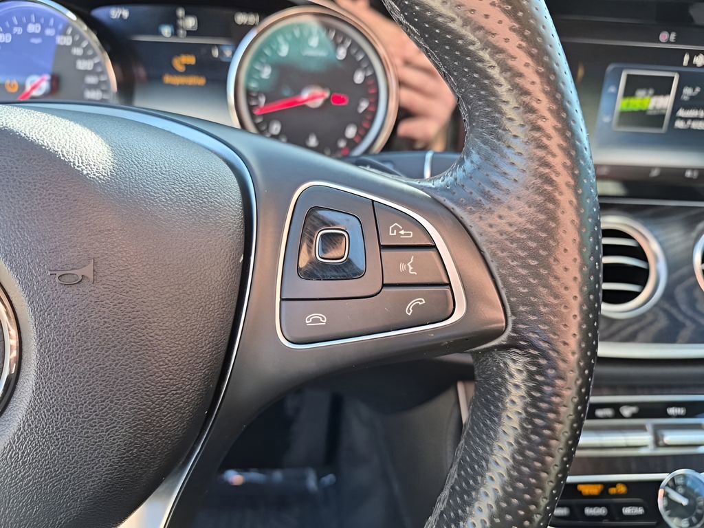 Used 2018 Mercedes-Benz E 300 image 34