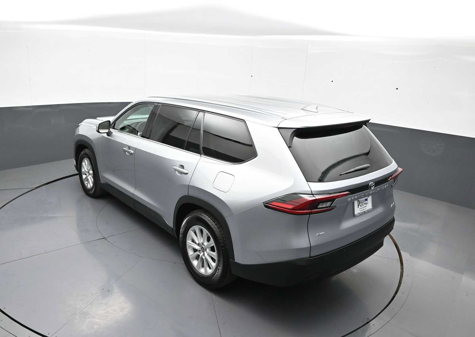 Certified 2025 Toyota Grand Highlander AWD image 42