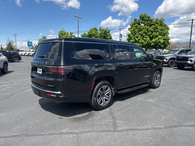 Used 2024 Jeep Wagoneer L Series II w/ Flexible Seating Group AWD/4WD image 7