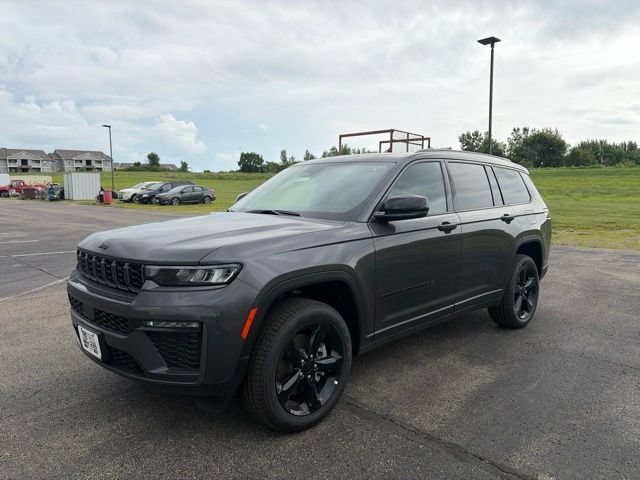 New 2026 Jeep Grand Cherokee L Limited w/ Limited Altitude Package AWD/4WD video 1