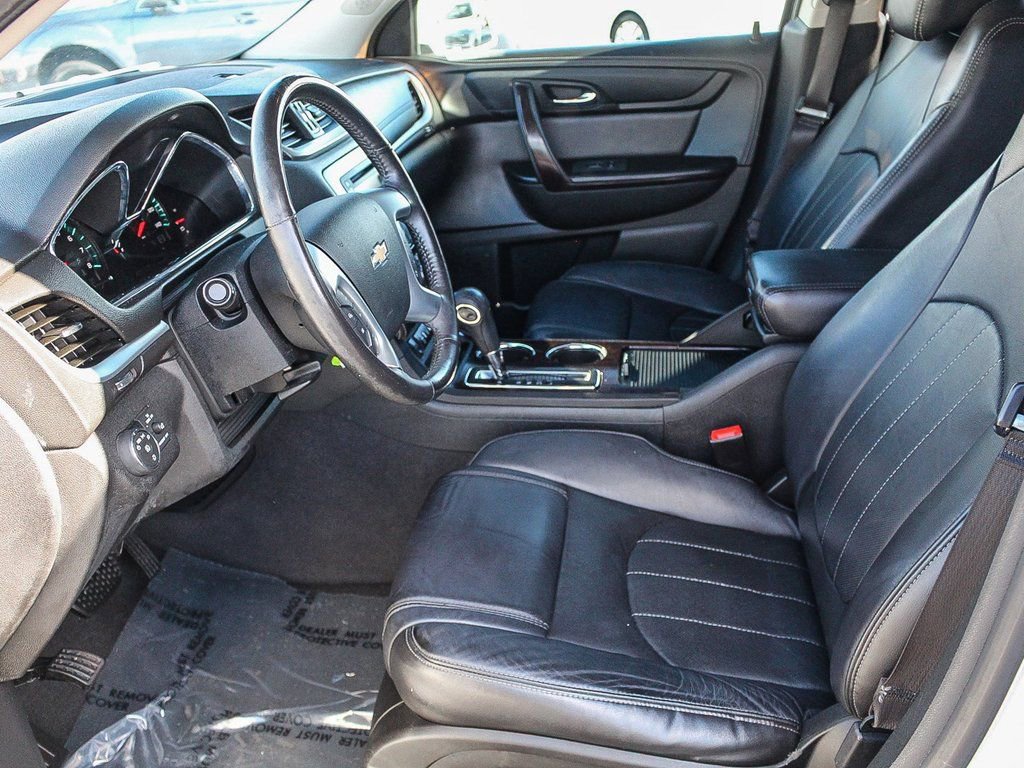Used 2017 Chevrolet Traverse Premier image 21