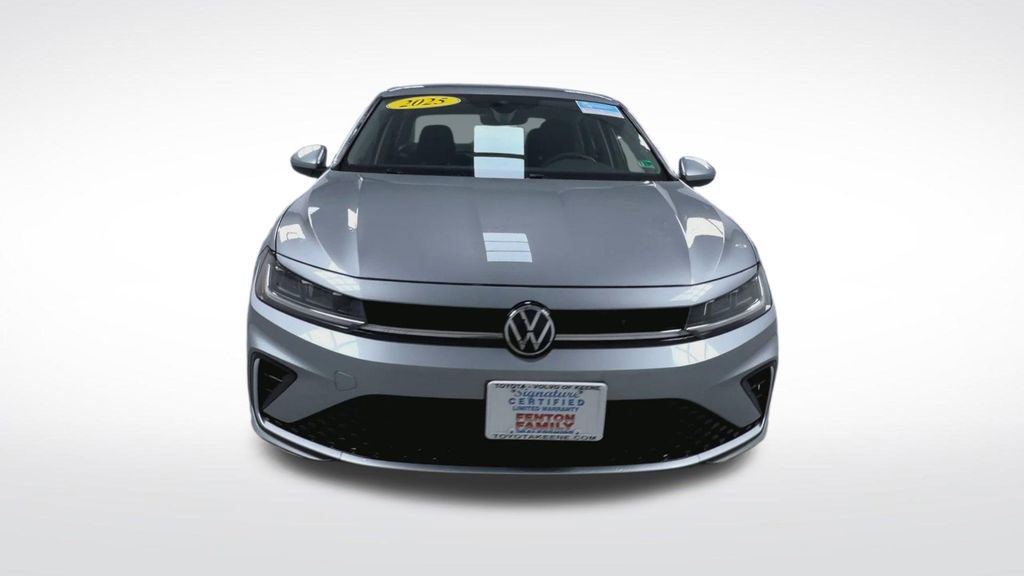 Used 2025 Volkswagen Jetta S FWD image 12