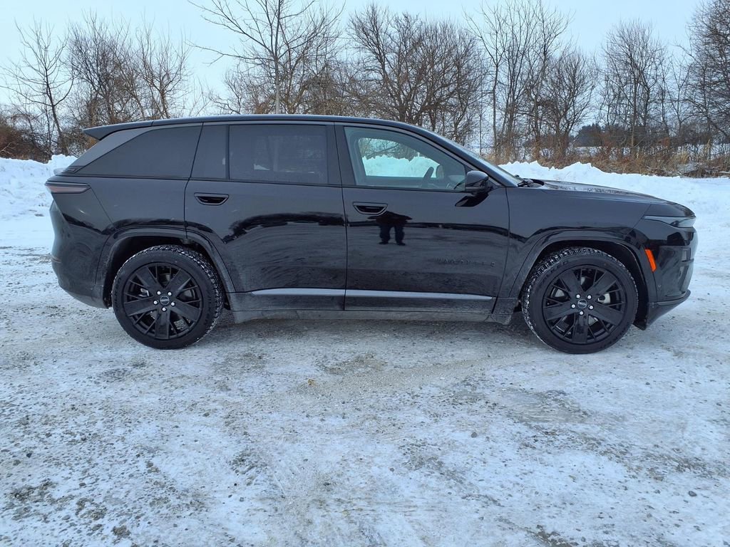 Used 2024 Jeep Wagoneer Launch Edition image 31