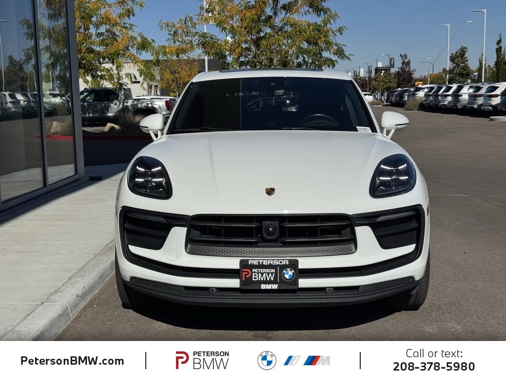 Used 2024 Porsche Macan image 10