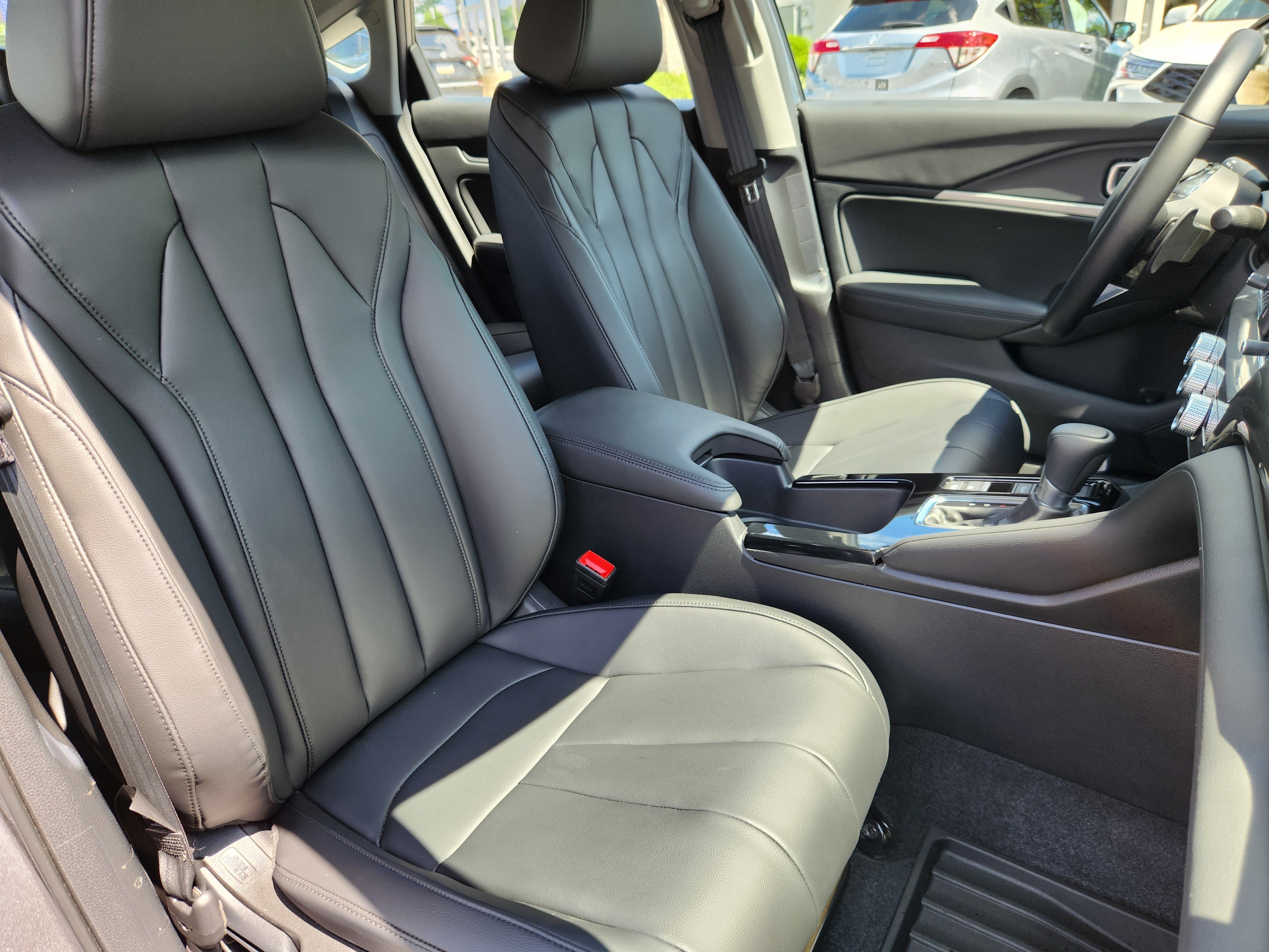 Used 2025 Acura Integra FWD image 14