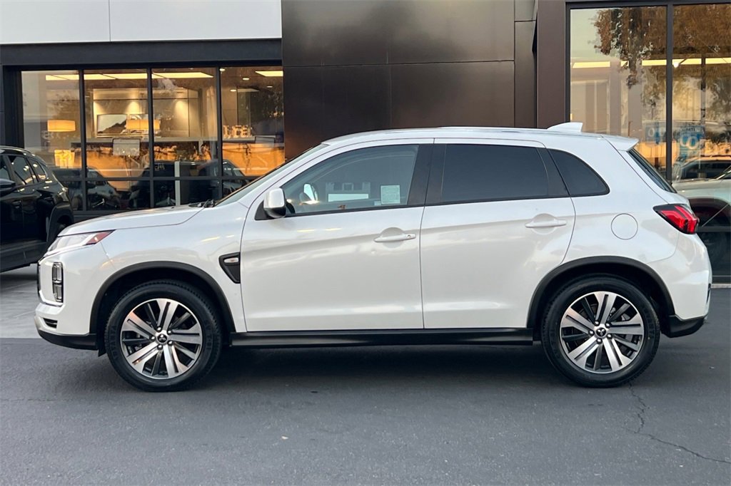 Used 2020 Mitsubishi Outlander Sport ES image 9