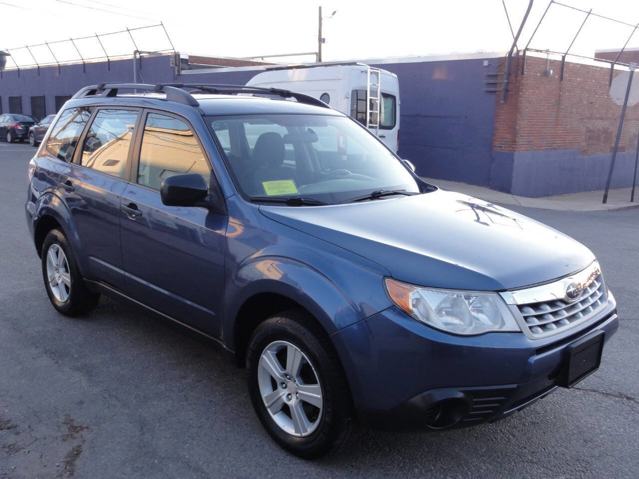 Used 2012 Subaru Forester 2.5X w/ Alloy Wheel Pkg AWD/4WD image 2