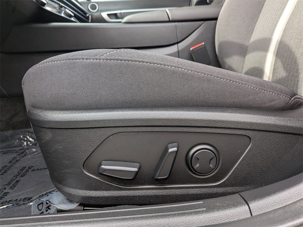Used 2025 Hyundai Sonata SEL image 16