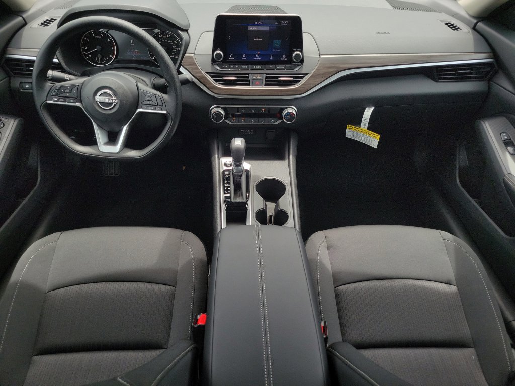 New 2026 Nissan Altima 2.5 SV FWD image 12