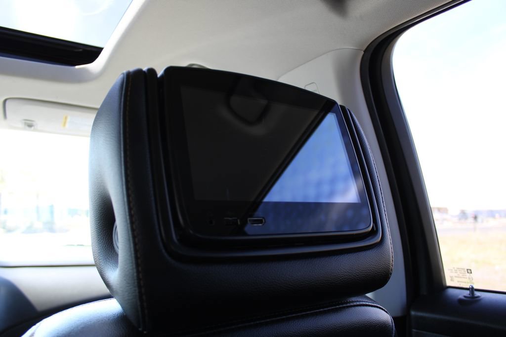 Used 2019 Chevrolet Traverse Premier w/ LPO, Floor Liner Package image 31